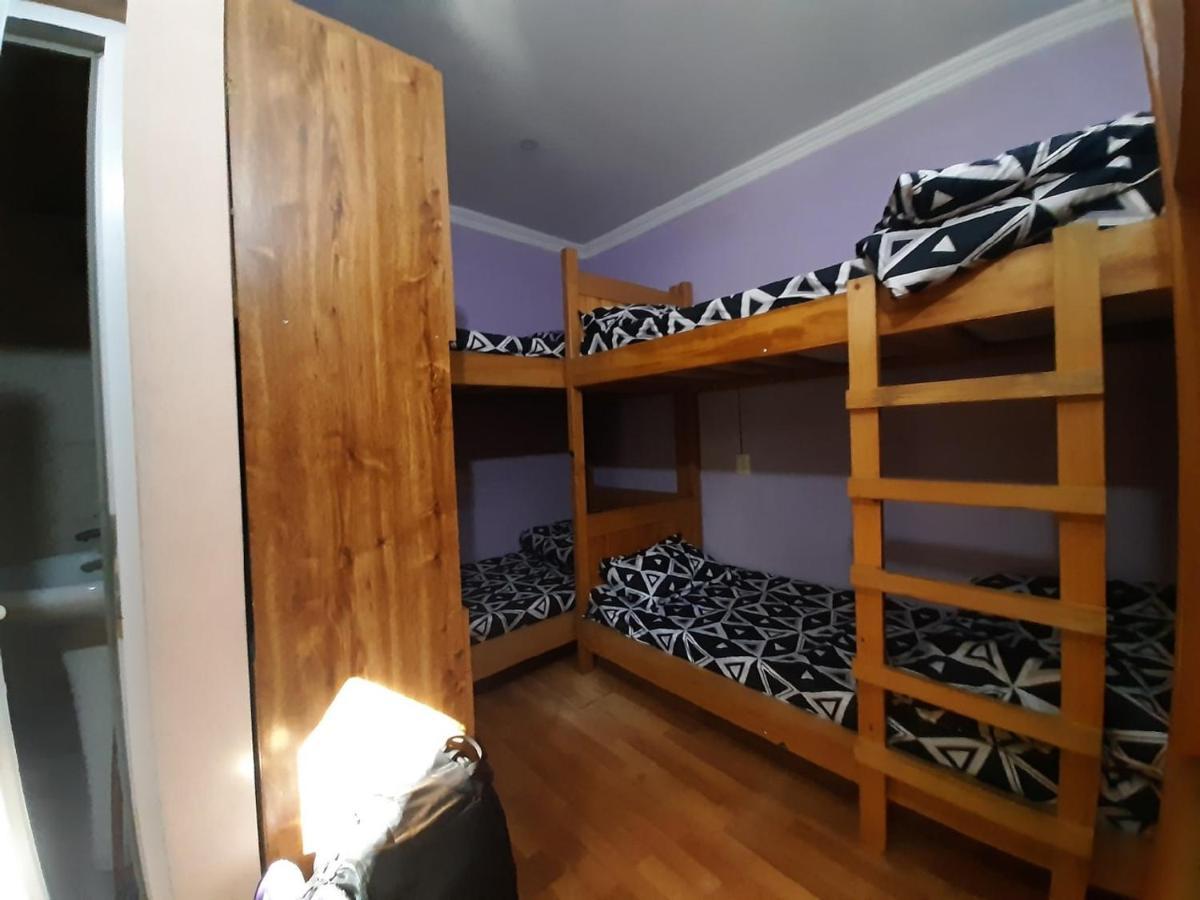 Every Day Lux Hostel Μπατούμι Εξωτερικό φωτογραφία