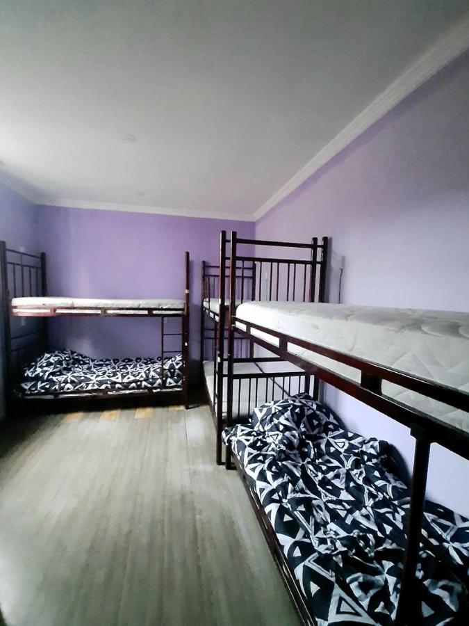 Every Day Lux Hostel Μπατούμι Εξωτερικό φωτογραφία
